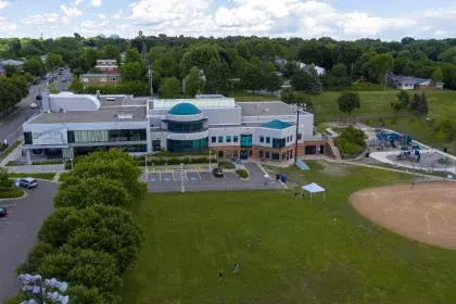Image of Highland Park Community Center taken from air