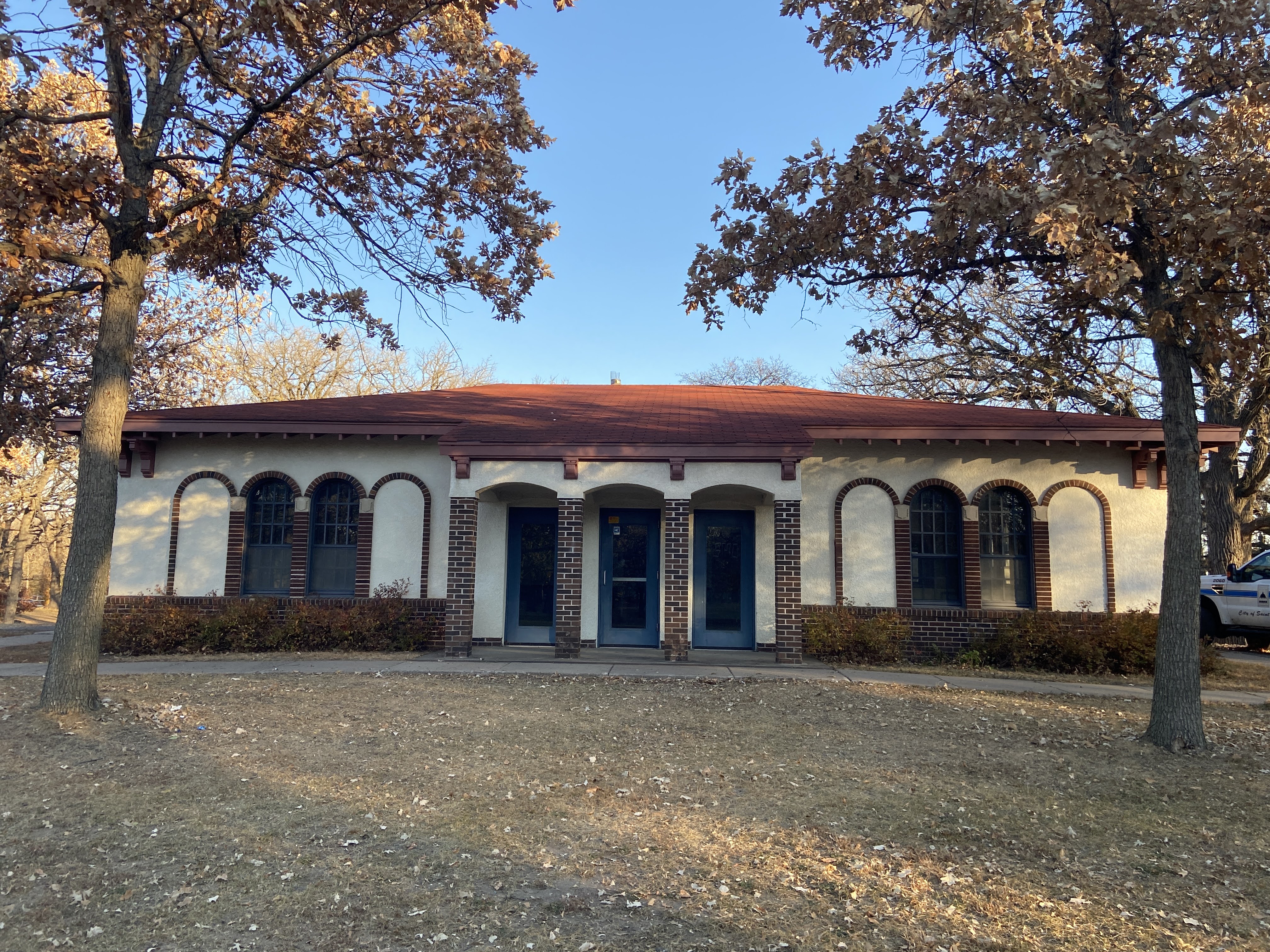Newell Park Building - Exterior