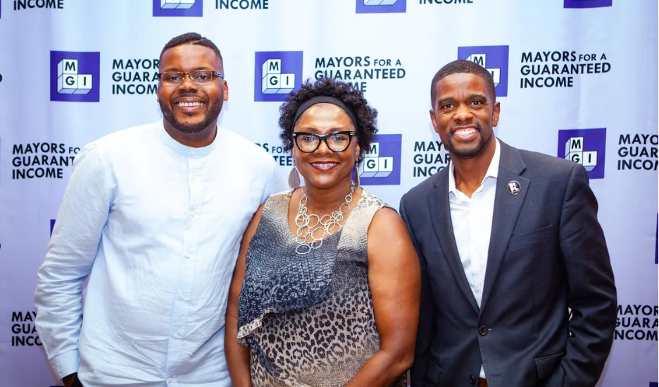 Michael Tubbs, Commissioner Rena Moran, Mayor Carter It's Basic Screening