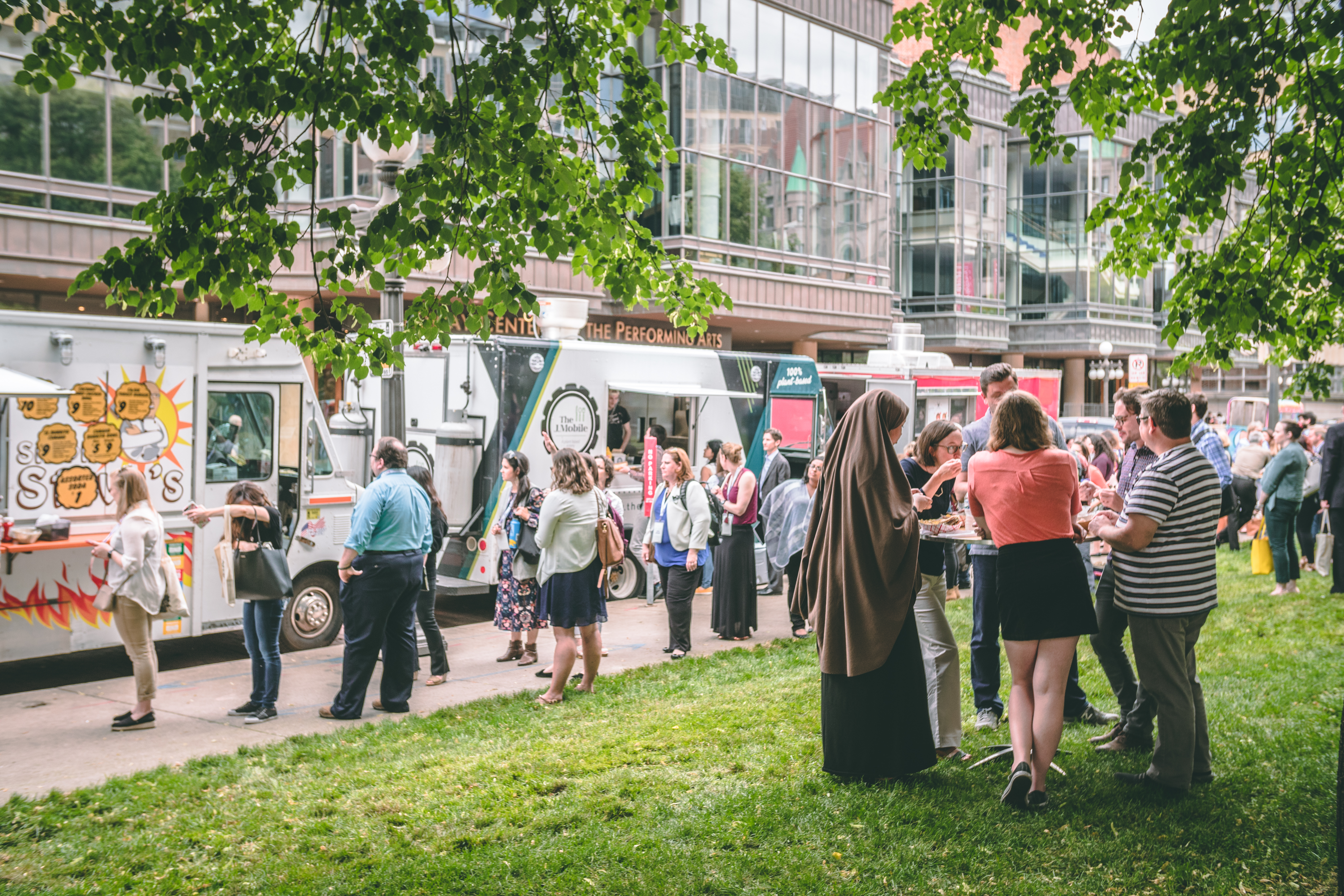 Food Trucks in Rice Park