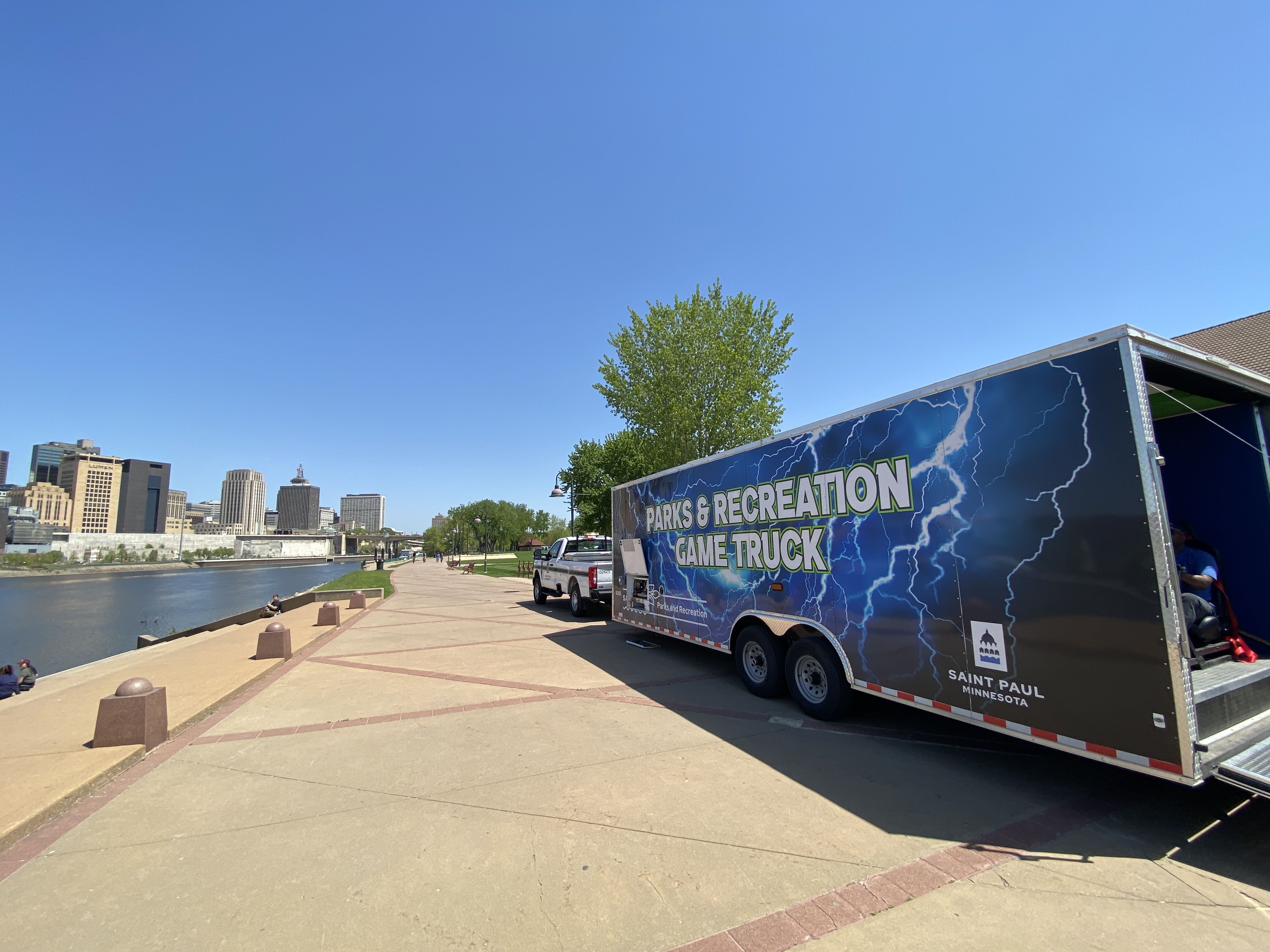 Park & Play Gaming Truck at Harriet Island wide shot with skyline