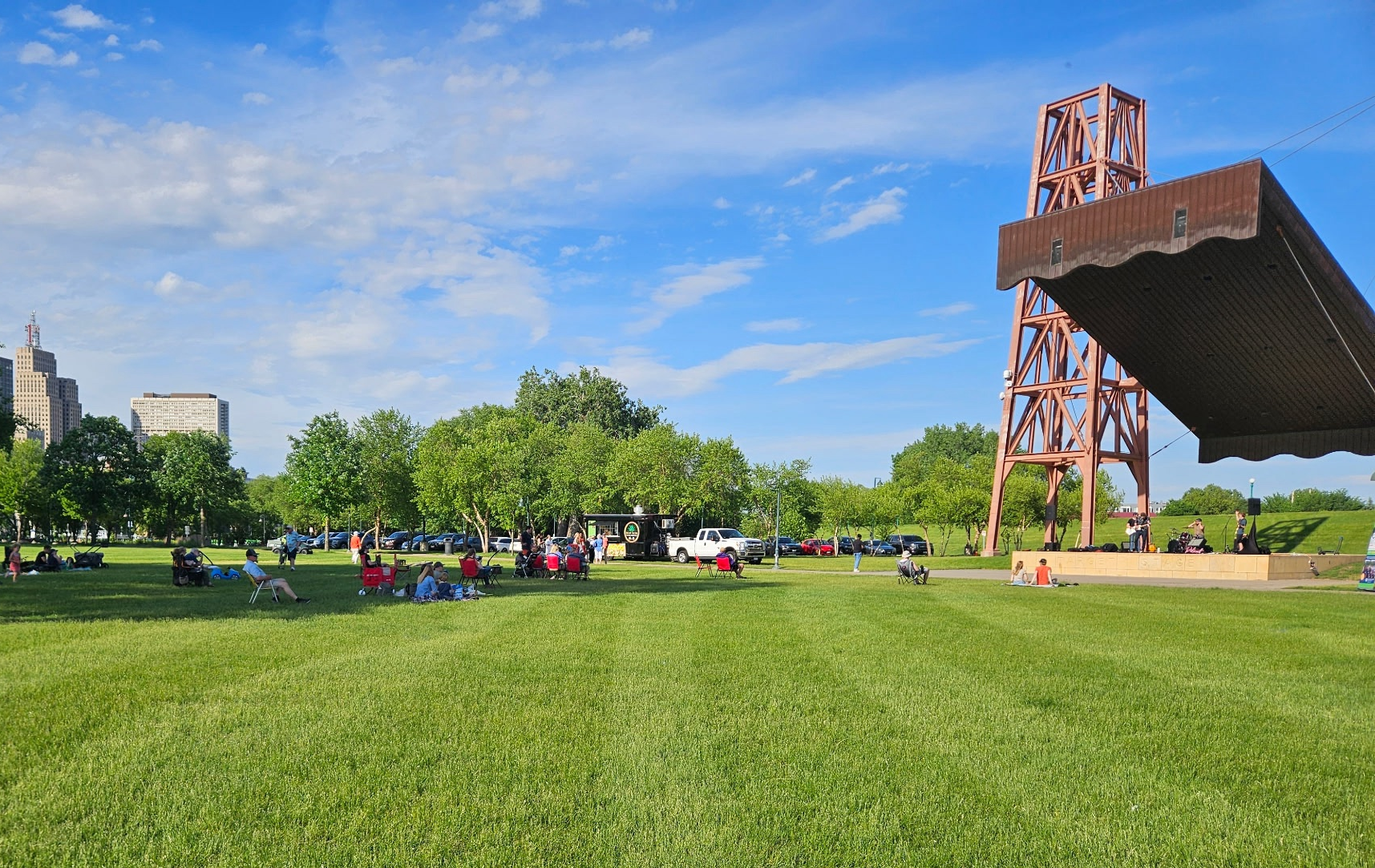 Harriet Island Target Stage Melodies on the Mississippi