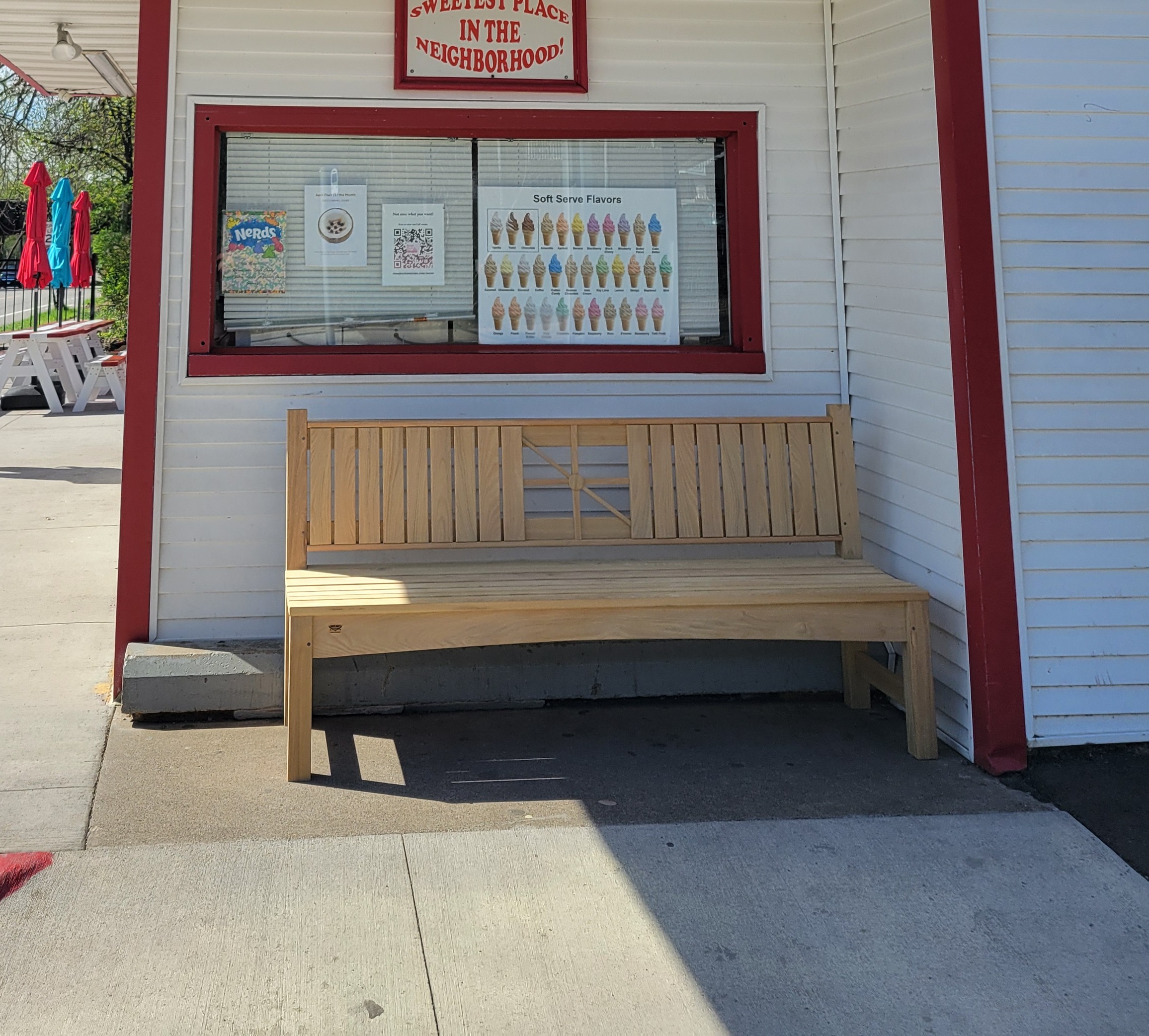 Conny's Creamy Cone Bench