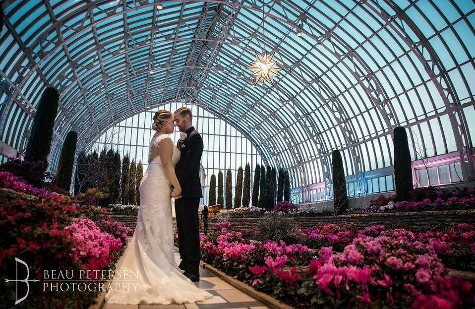 Marjorie McNeely Conservatory Como Wedding