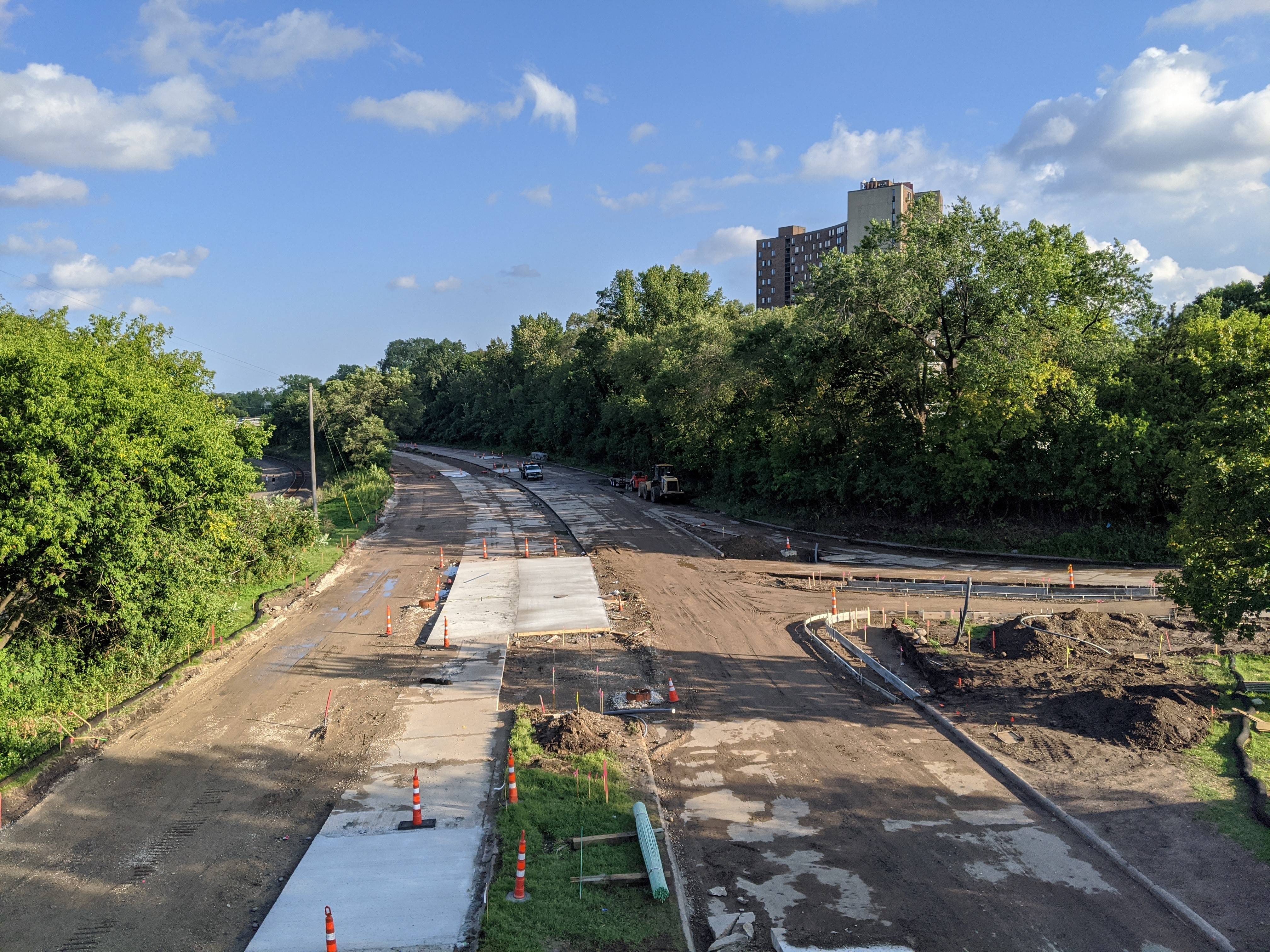 Photo of Ayd Mill Road construction facing south bound from the St Clair Avenue overpass on 8.28.20.