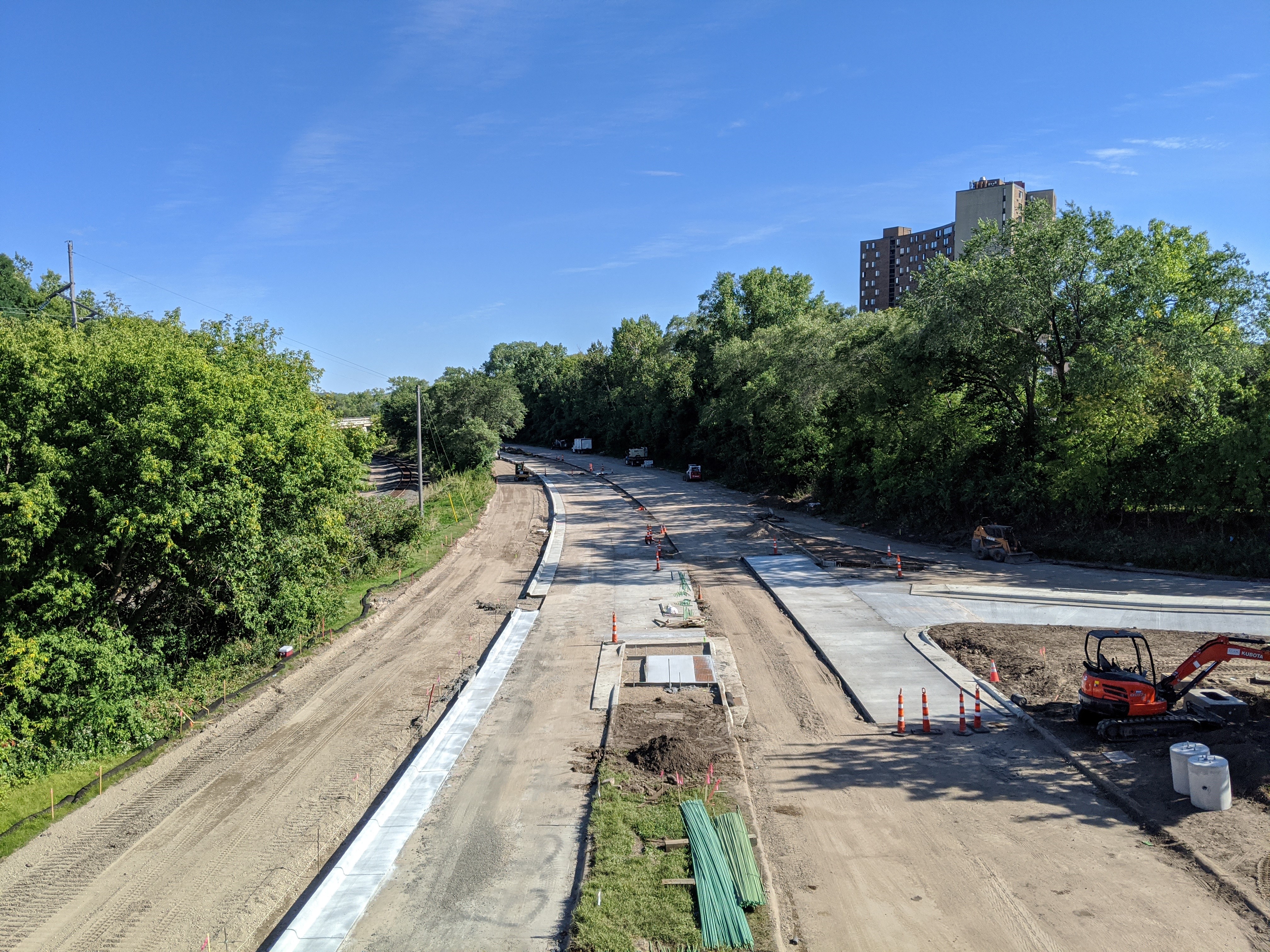 Photo showing construction on Ayd Mill Road as of 9.4.20