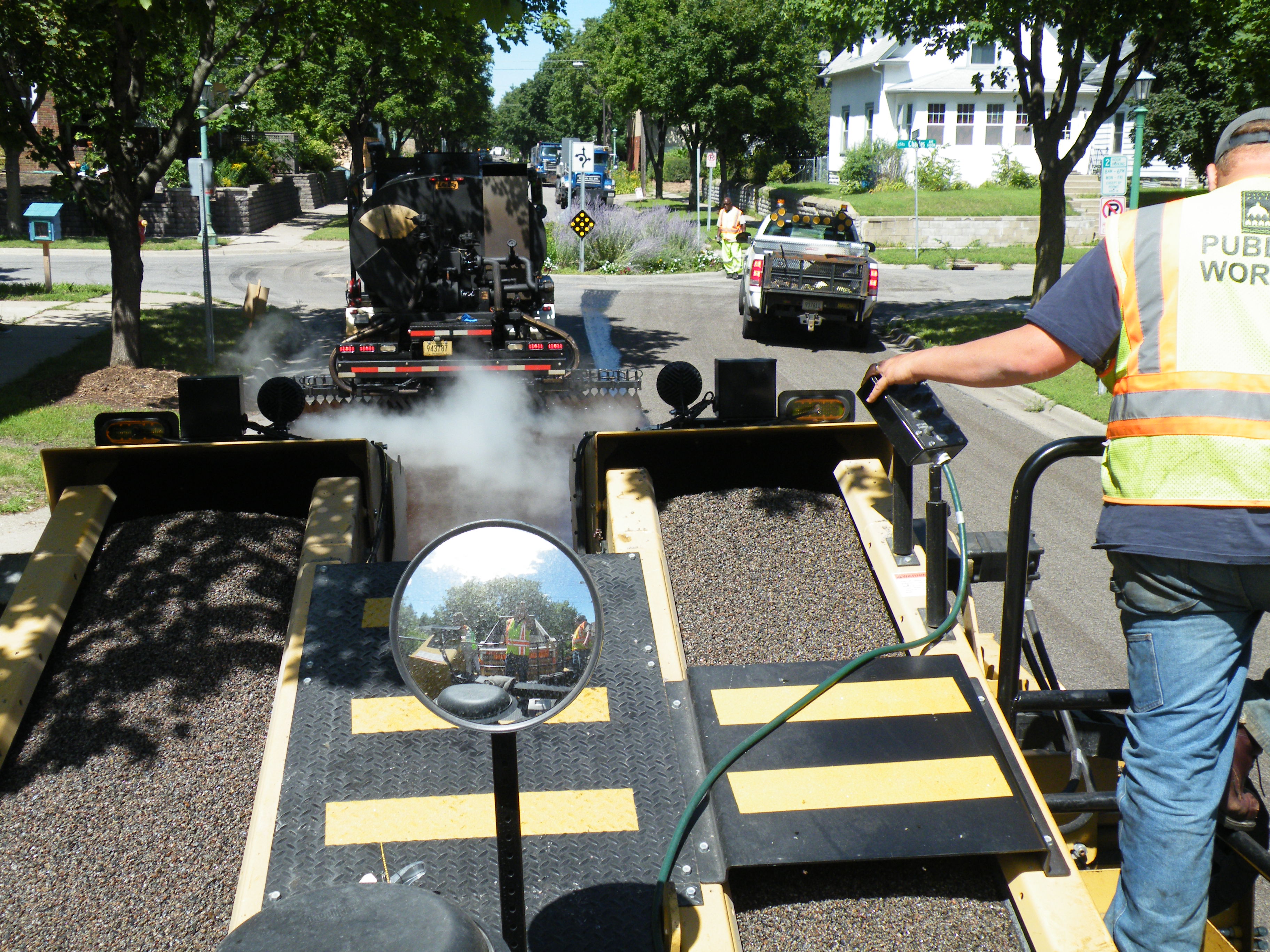 chip spreader, tanker truck