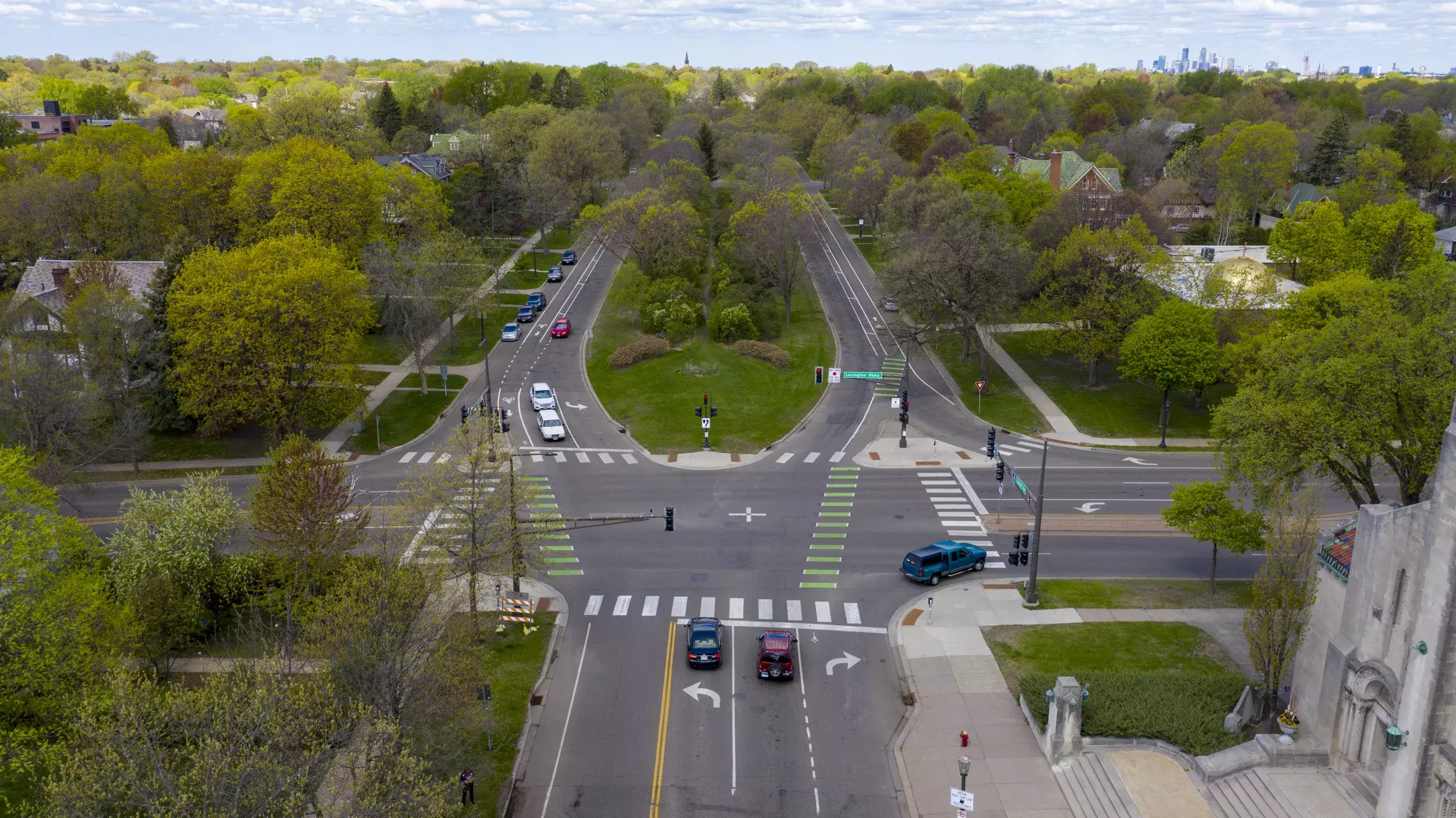 Summit Avenue at Lexington