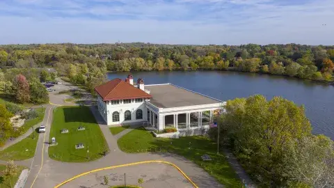 Como Lakeside Pavilion