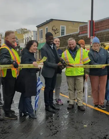 Grand Avenue Ribbon Cutting Saint Paul Mayor Melvin Carter cuts ribbon on newly reconstructed Grand Avenue.