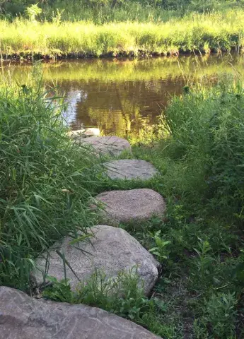 Como Park lake site path replacement example_field stone