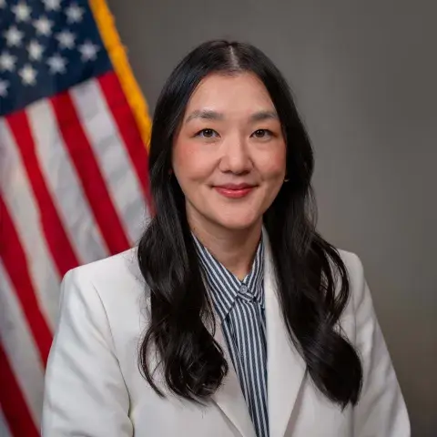 Assistant Mayor Hnu Vang
