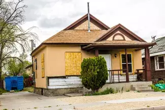 Serviceholds Vacant Building