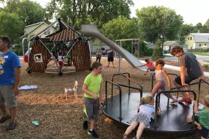 Image of kids at May Park