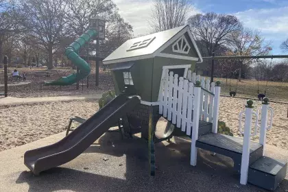 Cherokee Regional Park - Small play area