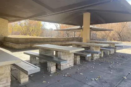 Hidden Falls - Picnic shelter