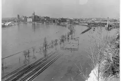 Photo of St. Paul during 1965 flood