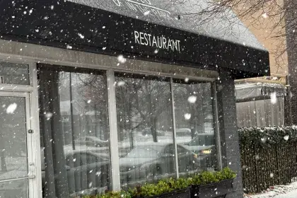 New Awning for Joan's in the Park